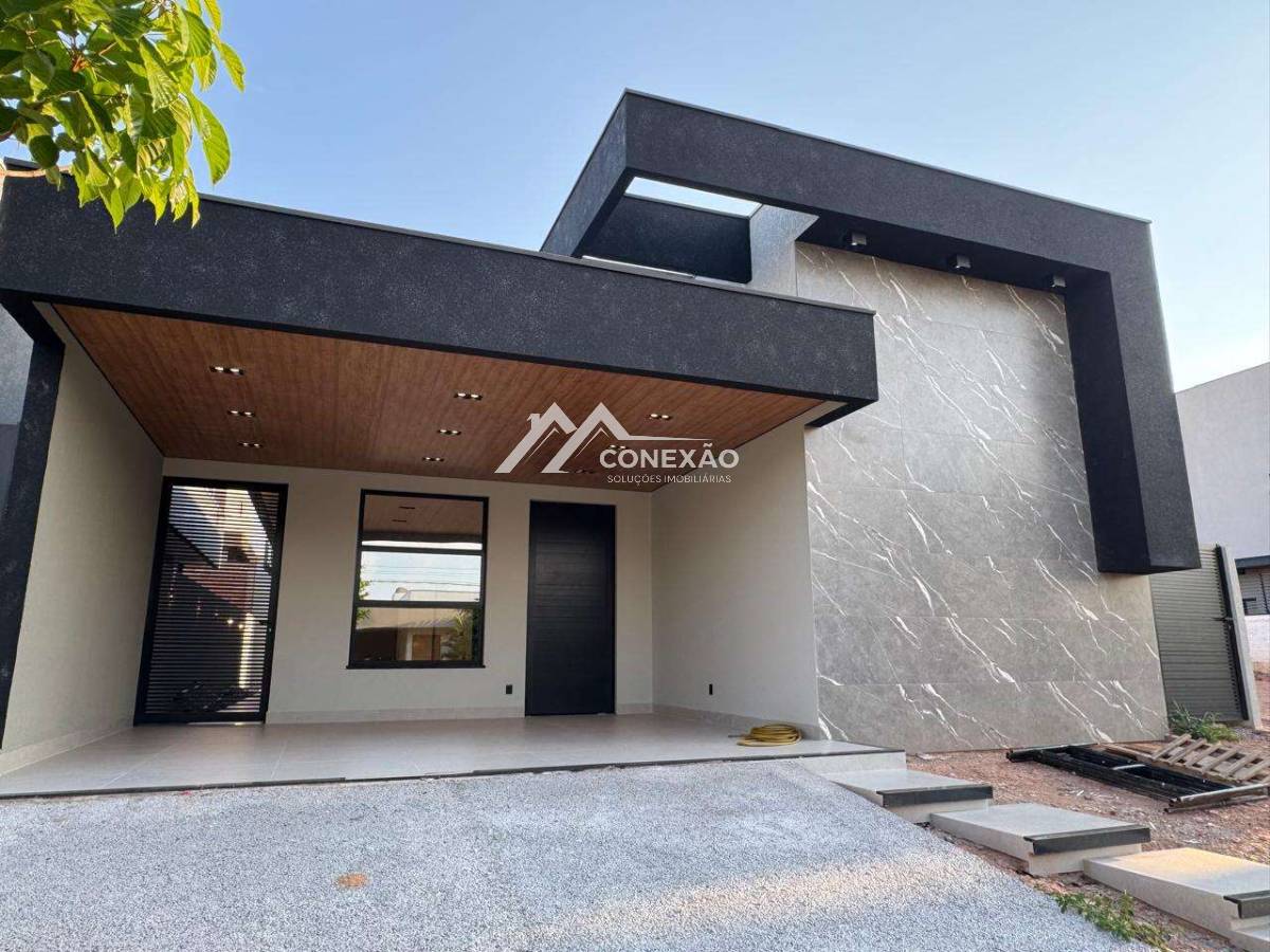 Casa de condomínio à venda, com 3 quartos, 170m²